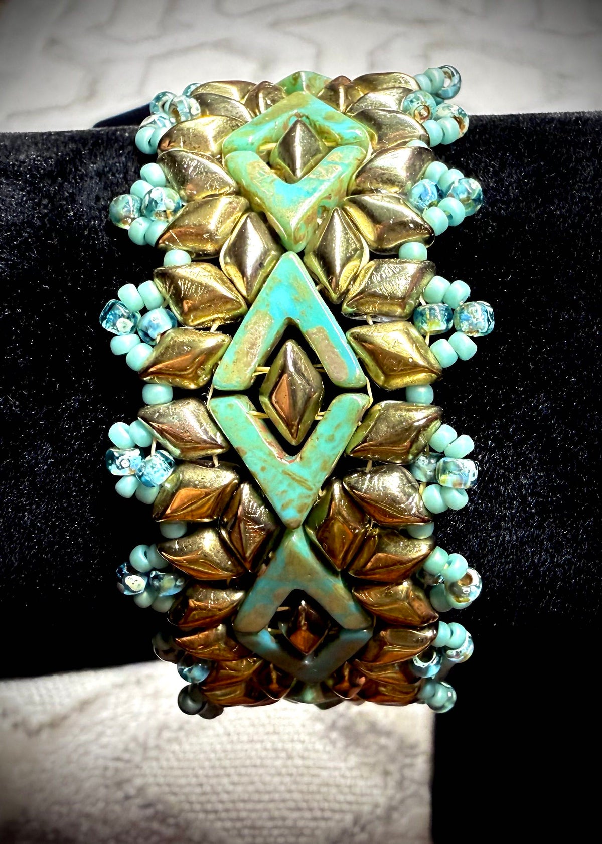 Jade and Gold V Bracelet