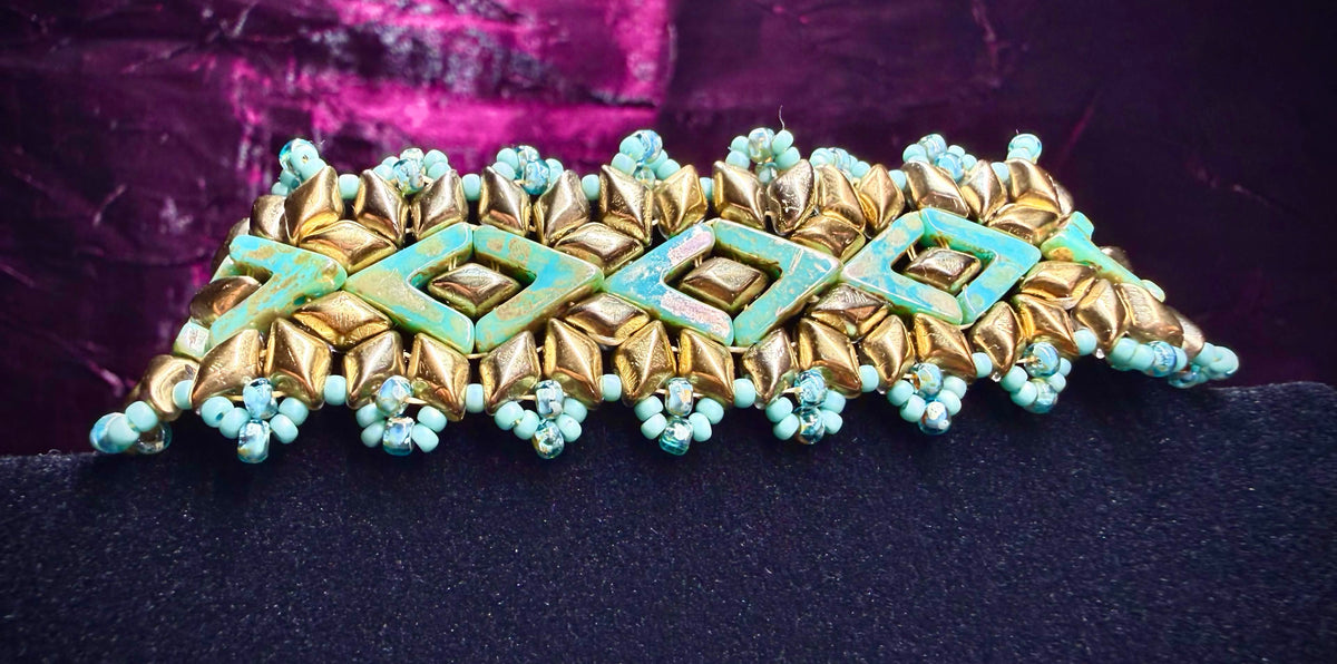 Jade and Gold V Bracelet